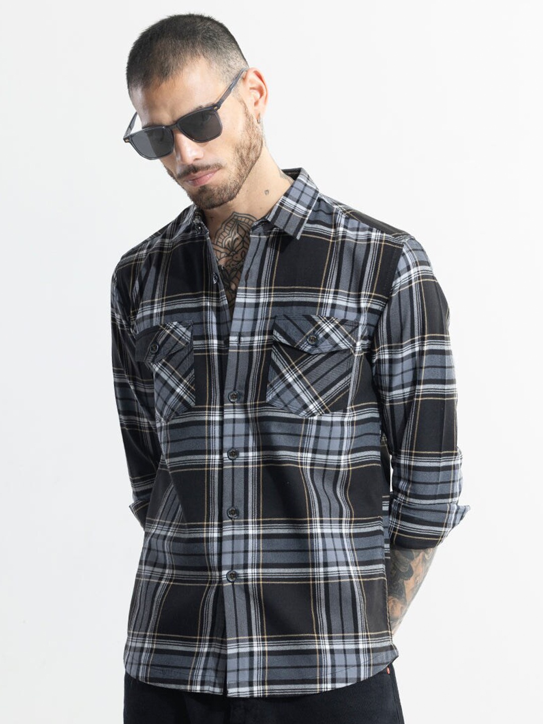 

Snitch Grey Classic Slim Fit Checked Cotton Casual Shirt
