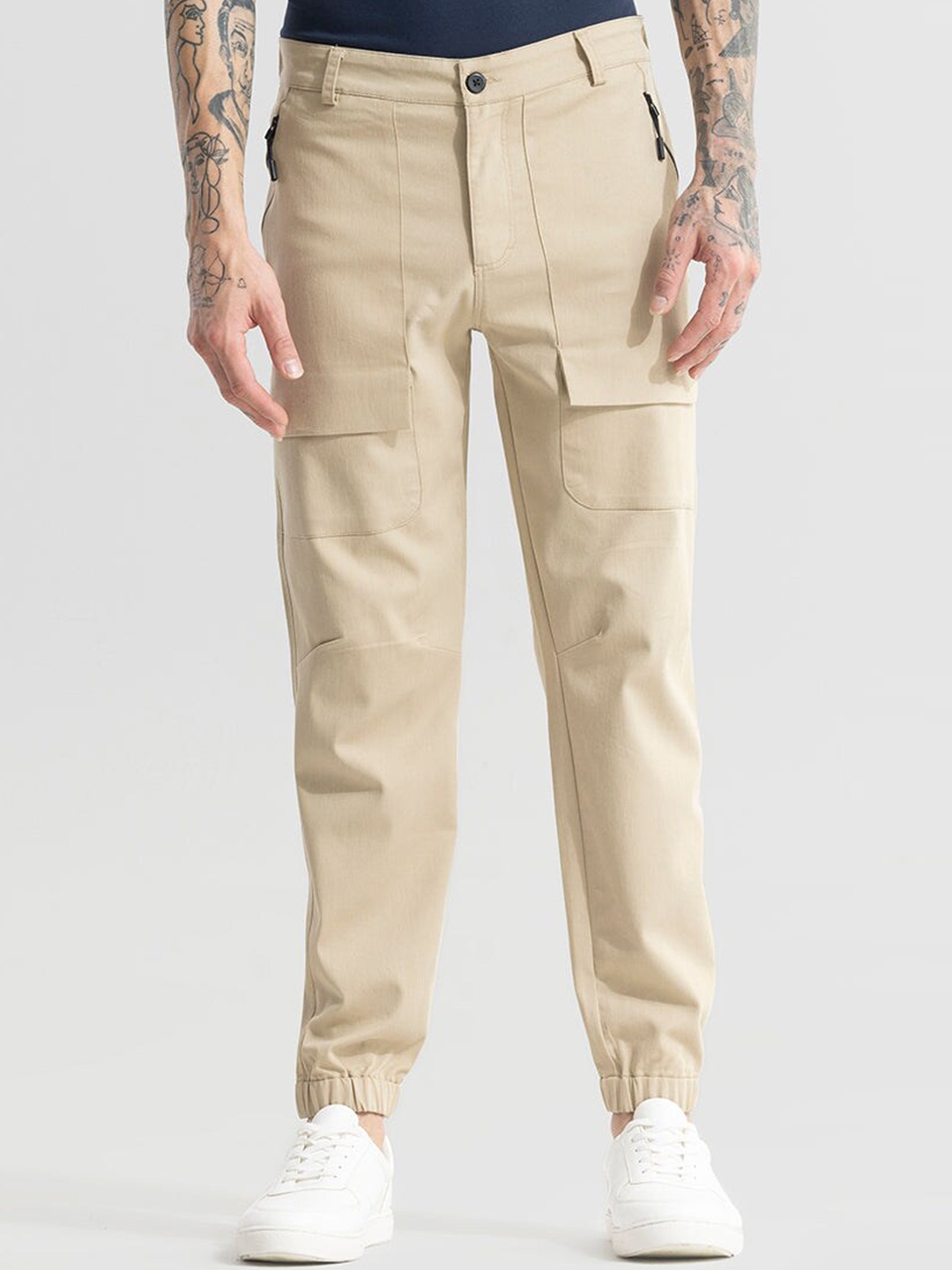 

Snitch Men Smart Loose Fit Cotton Trousers, Cream