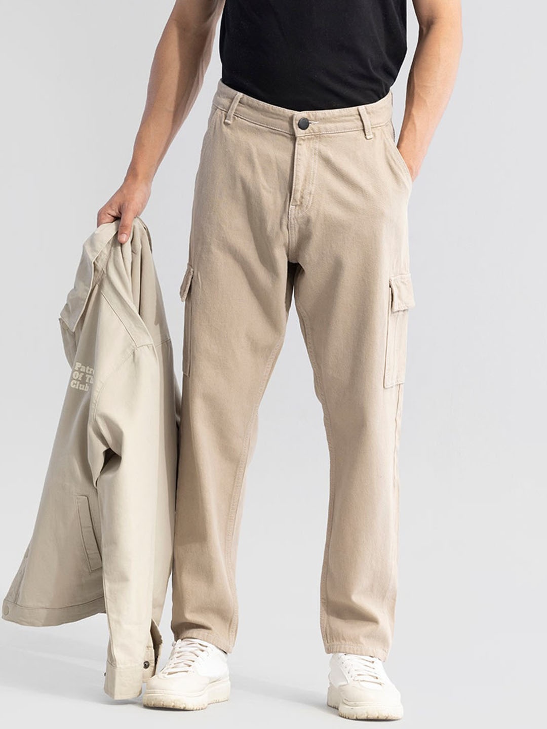 

Snitch Men Relaxed Fit Cotton Cargo Jeans, Cream