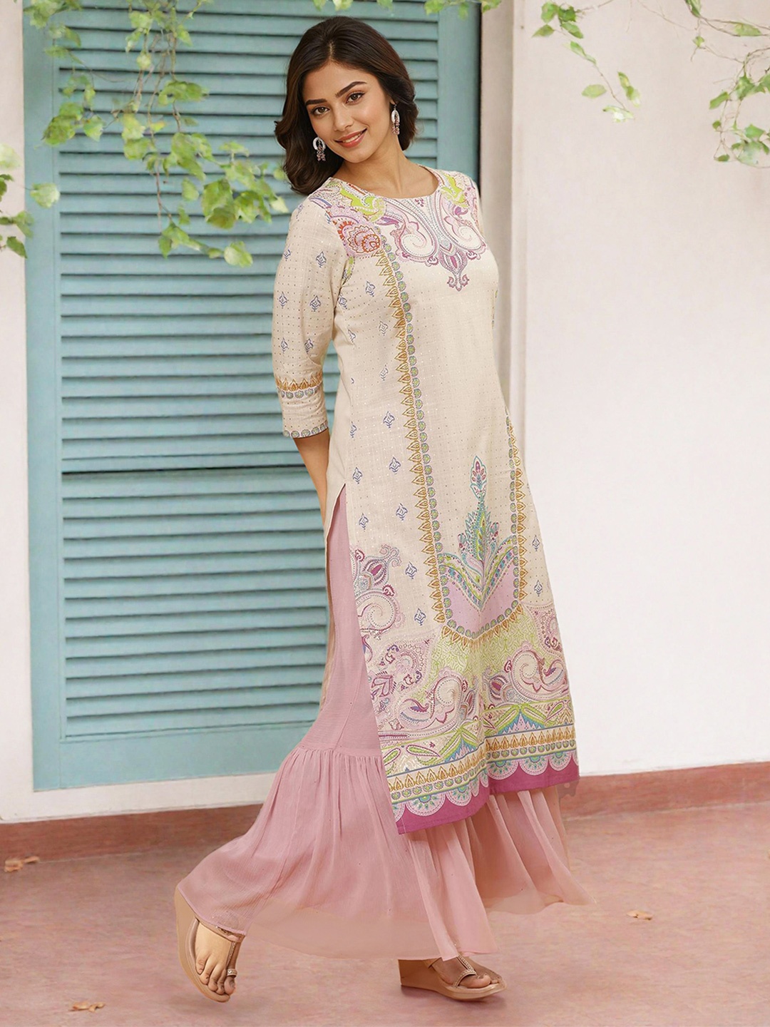 

W Paisley Printed Regular Pure Cotton Kurta with Sharara, Off white