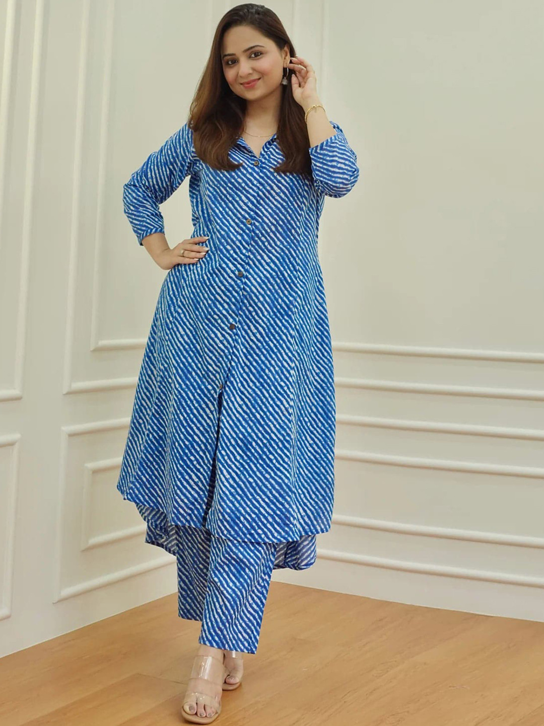 

KERI PERRY Leheriya Printed A-Line Kurta With Palazzo, Blue