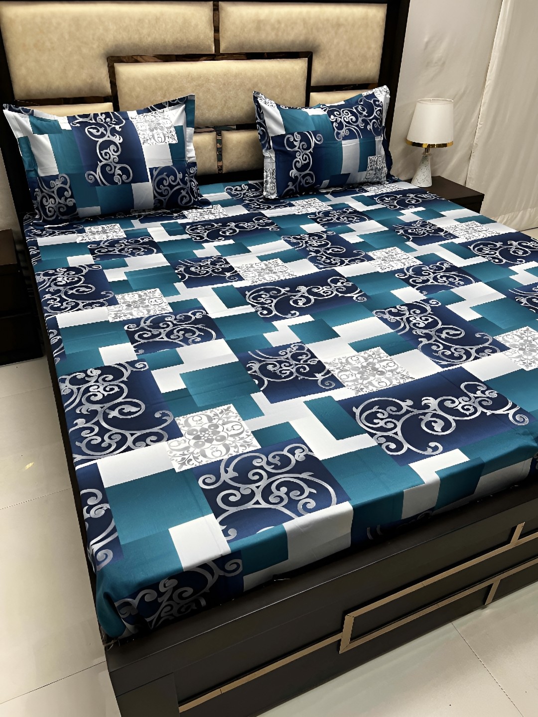 

Pure Decor Teal Green & White EthnicMotifs Cotton 350 TC King Bedsheet with 2 PillowCovers