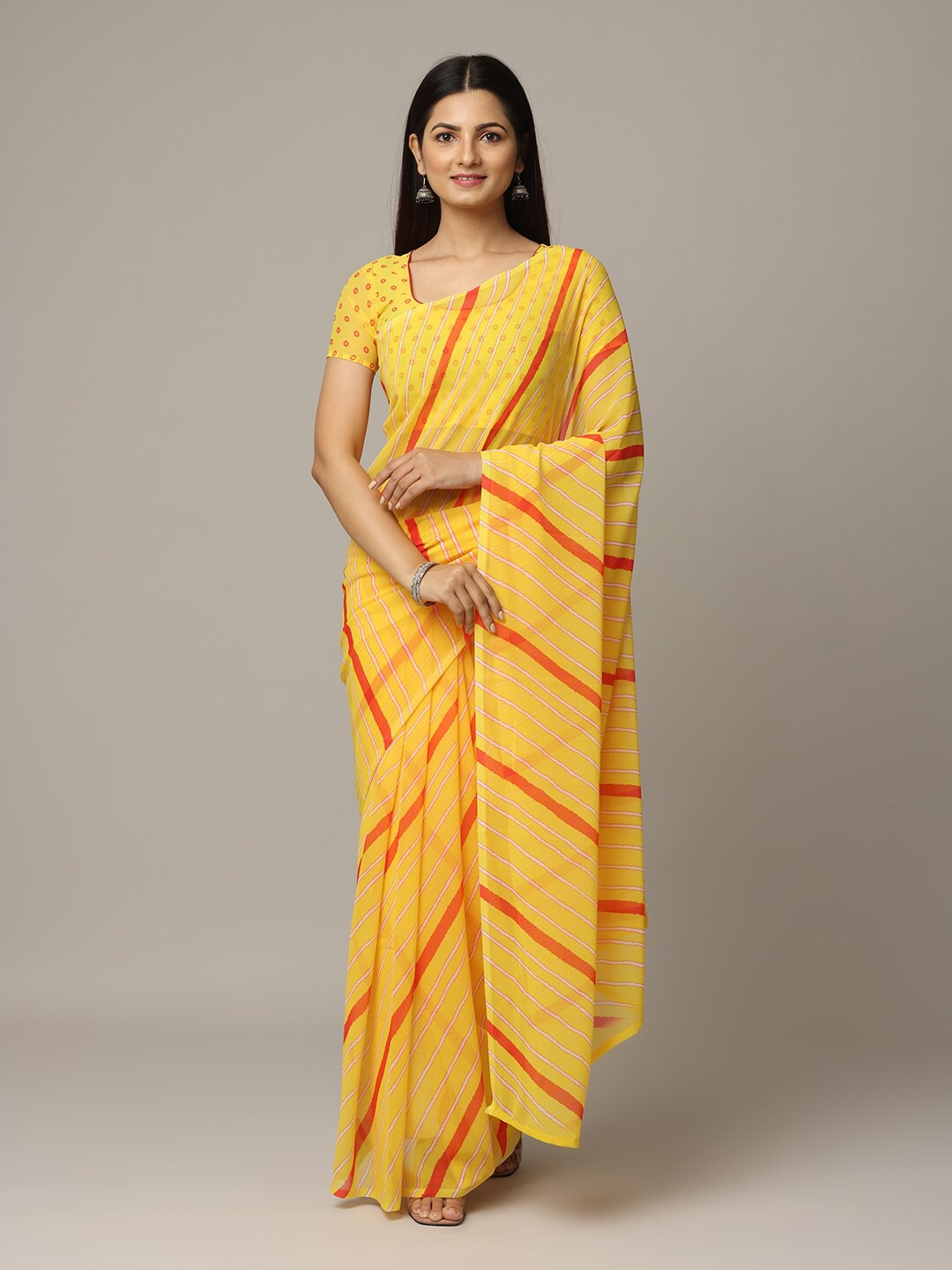 

PATLIPALLU Striped Printed Leheriya Saree, Yellow