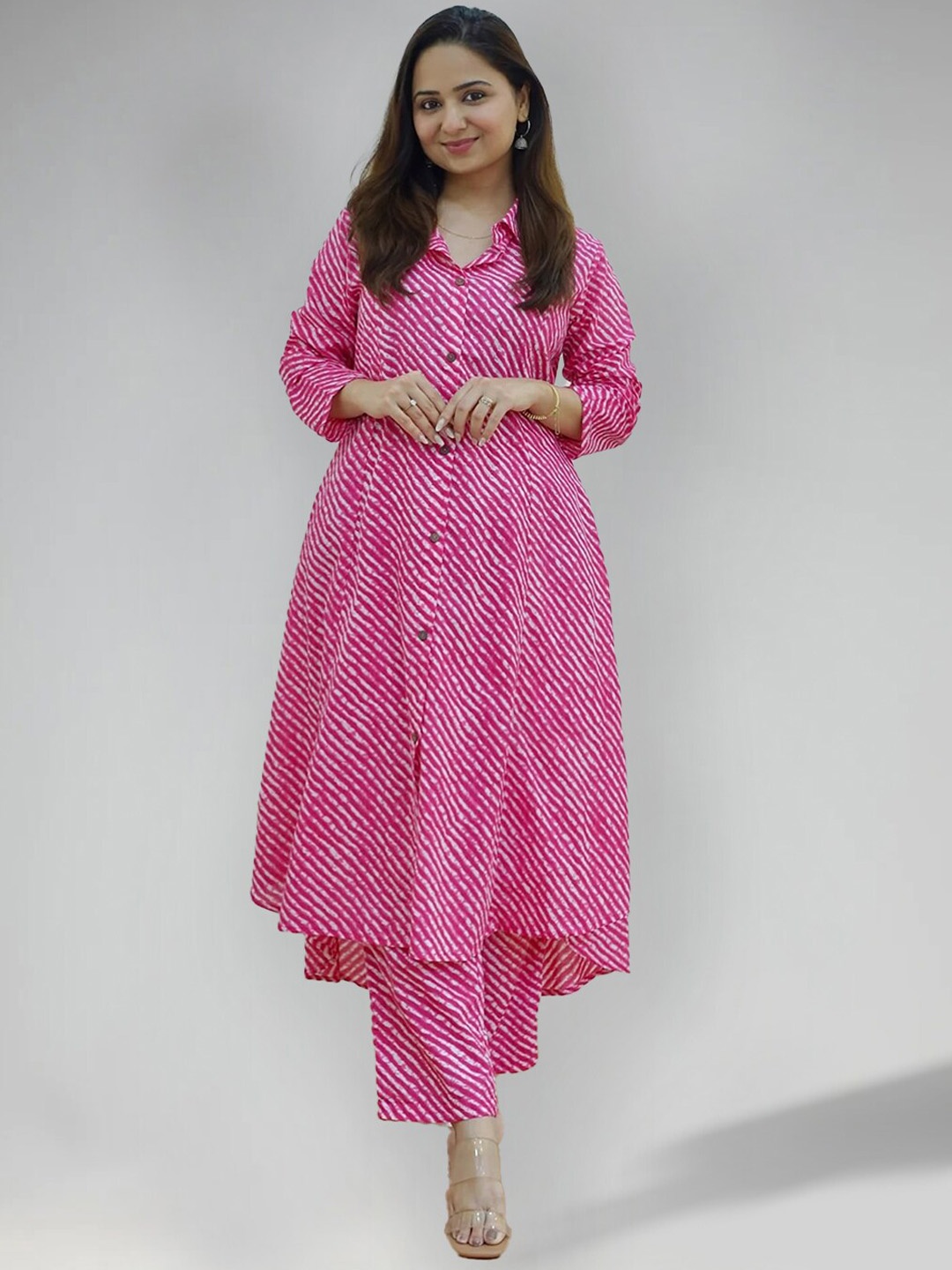 

BAESD Leheriya Printed Shirt Collar Tunic With Trouser, Pink