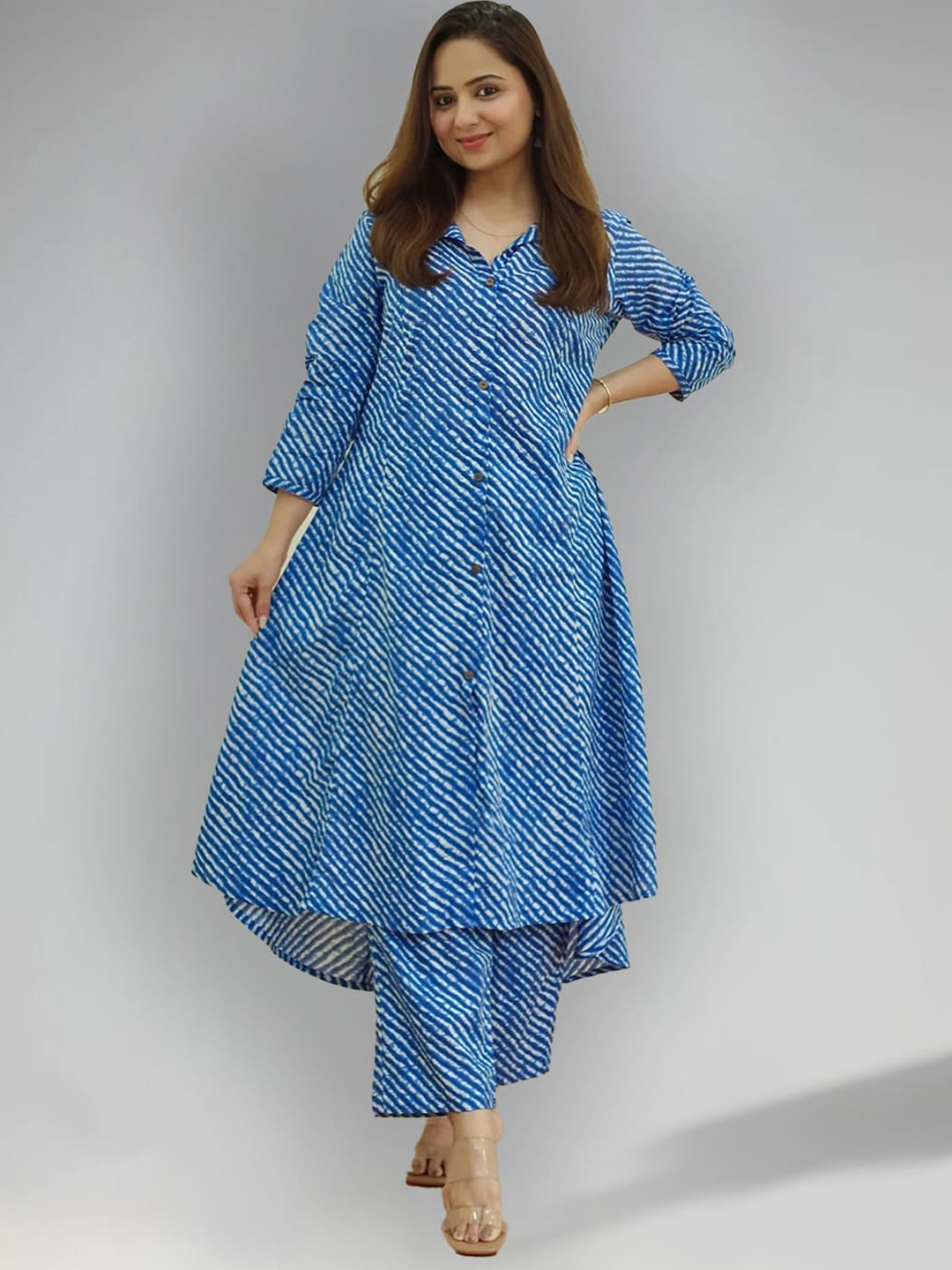 

BAESD Leheriya Printed Shirt Collar Tunic With Trouser, Blue
