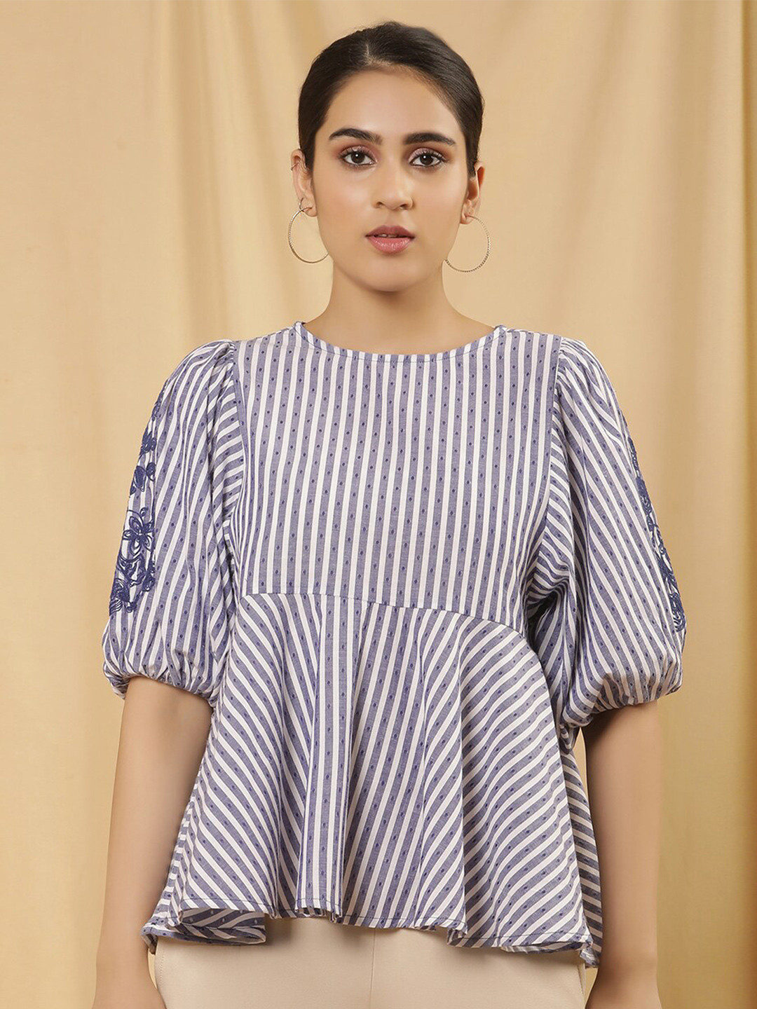 

W Vertical Striped Puff Sleeves Cotton Peplum Top, White