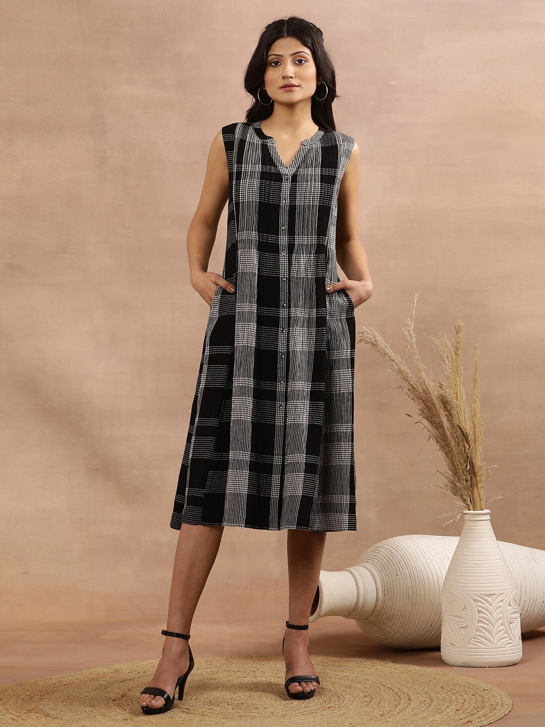 

W Checked Mandarin Collar A-Line Midi Dress, Black