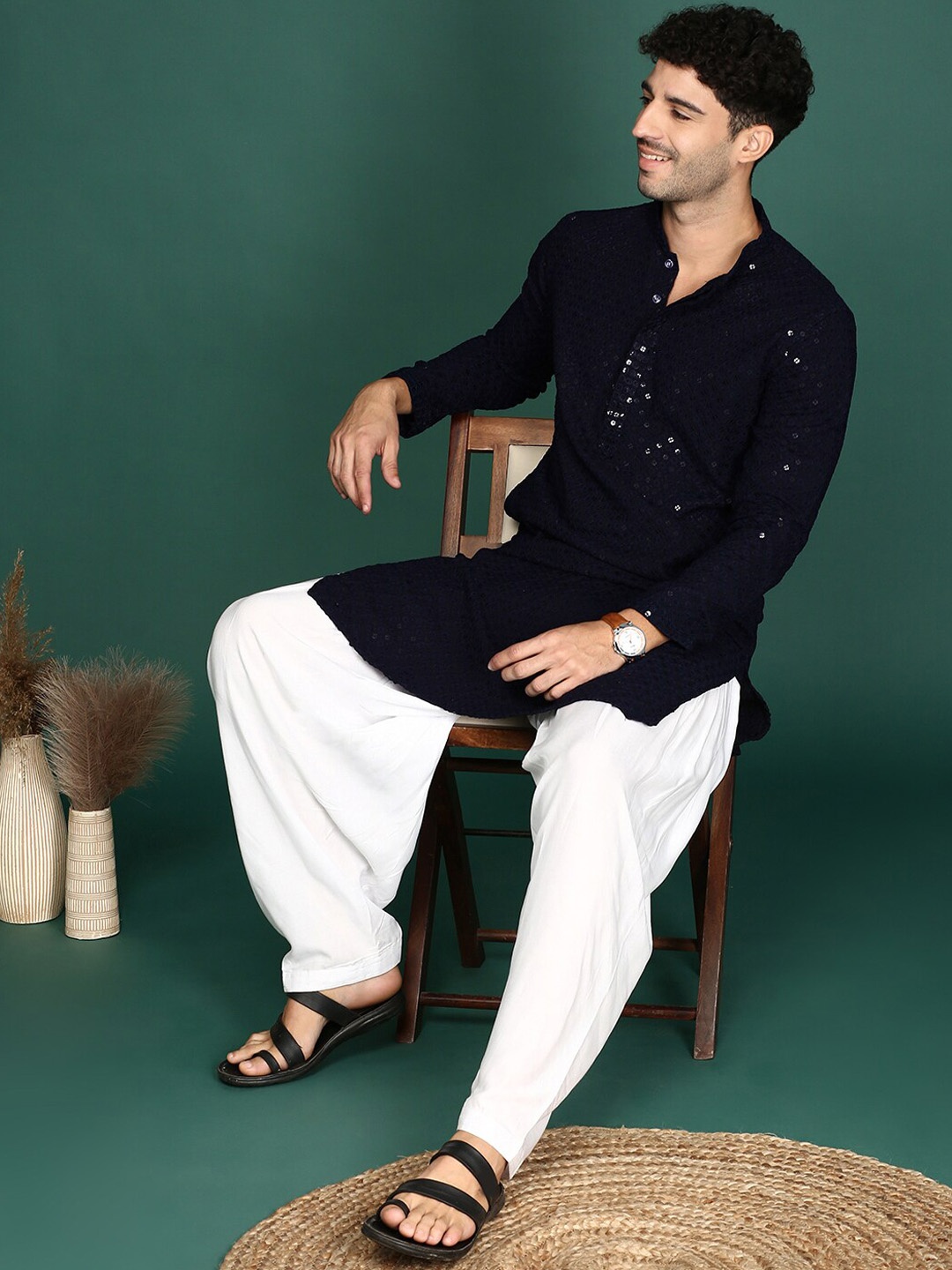

Anouk Navy Blue Ethnic Motif Chikankari Embroidered Straight Kurta