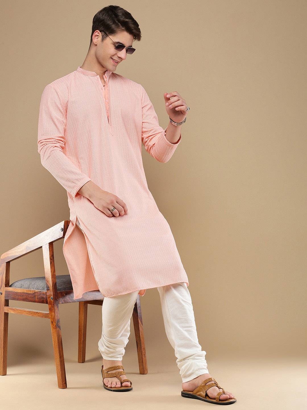 

Anouk Pink Ethnic Motif Chikankari Embroidered Straight Kurta