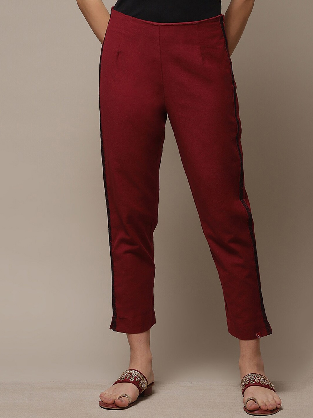 

Biba Women Relaxed Straight Leg Mid-Rise Straight Fit Cotton Cropped Cigarette Trousers, Red
