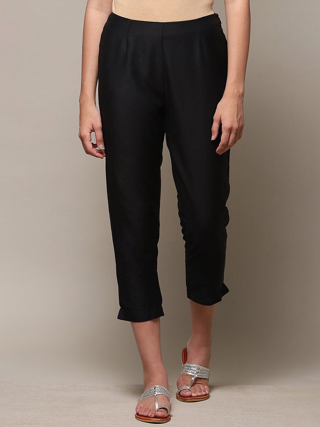 

Biba Women Relaxed Straight Leg Straight Fit Cropped Trouser, Black