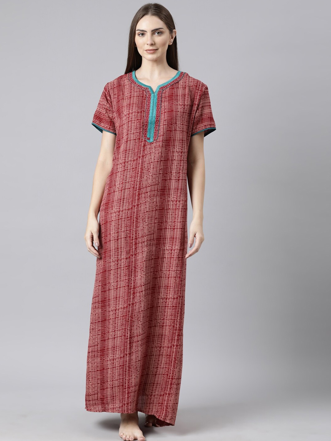 

Bailey sells Geometric Printed Pure Cotton Maxi Nightdress, Maroon