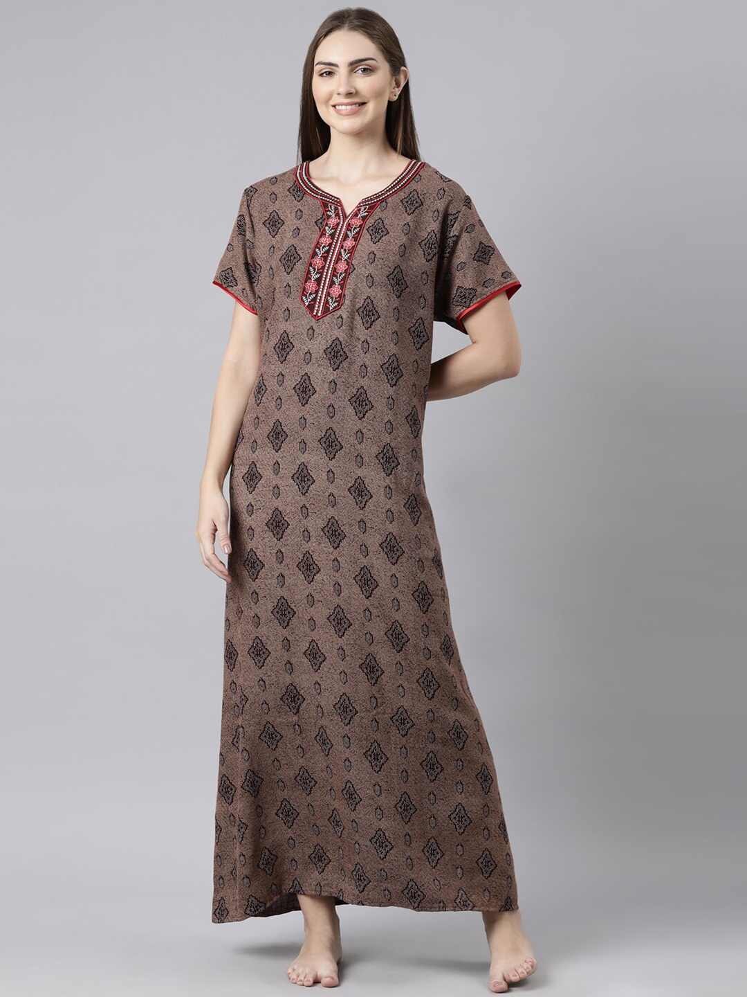 

Bailey sells Geometric Printed Pure Cotton Maxi Nightdress, Brown