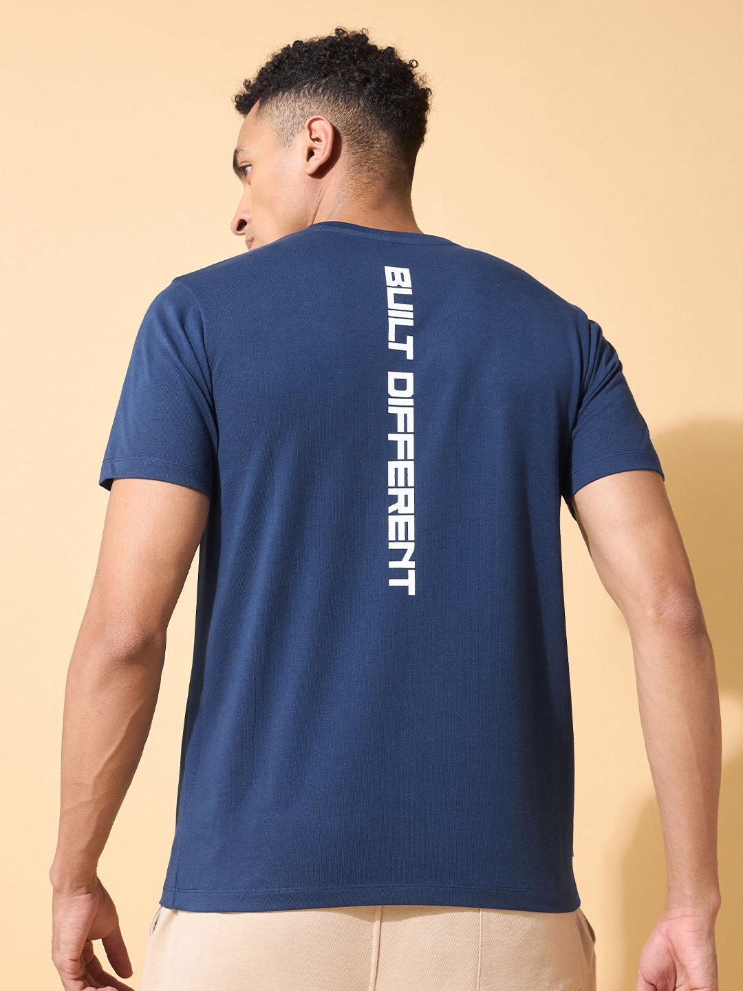 

CULT Built Different Print T-shirt, Blue