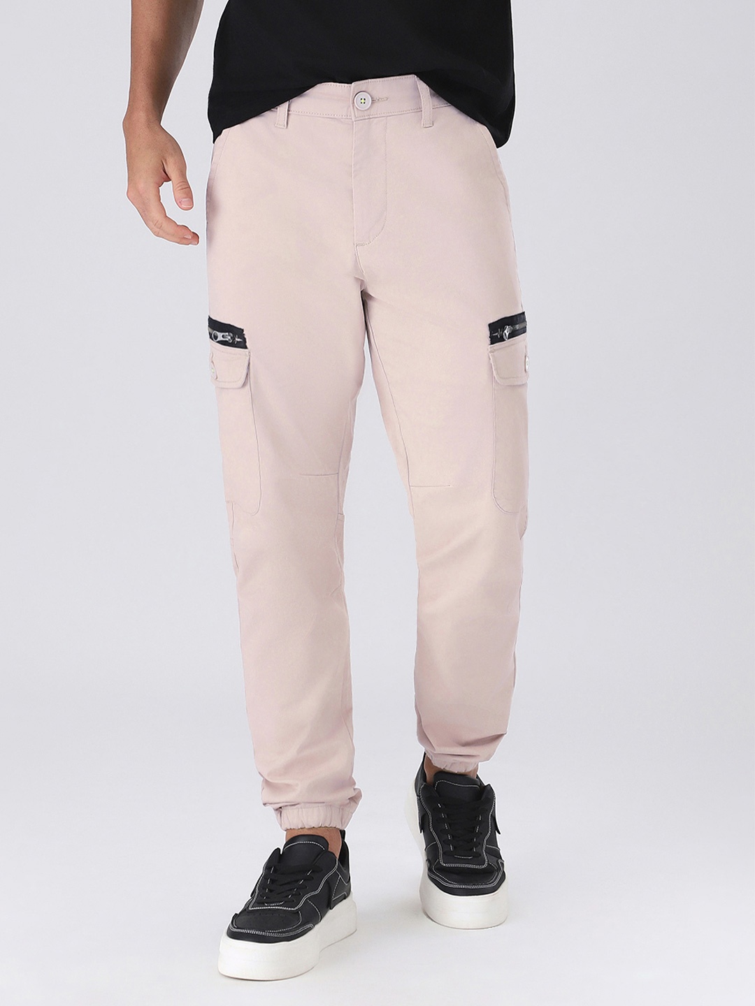 

Banana Club Men Mid-Rise Easy Wash Cotton Cargo Trousers, Pink