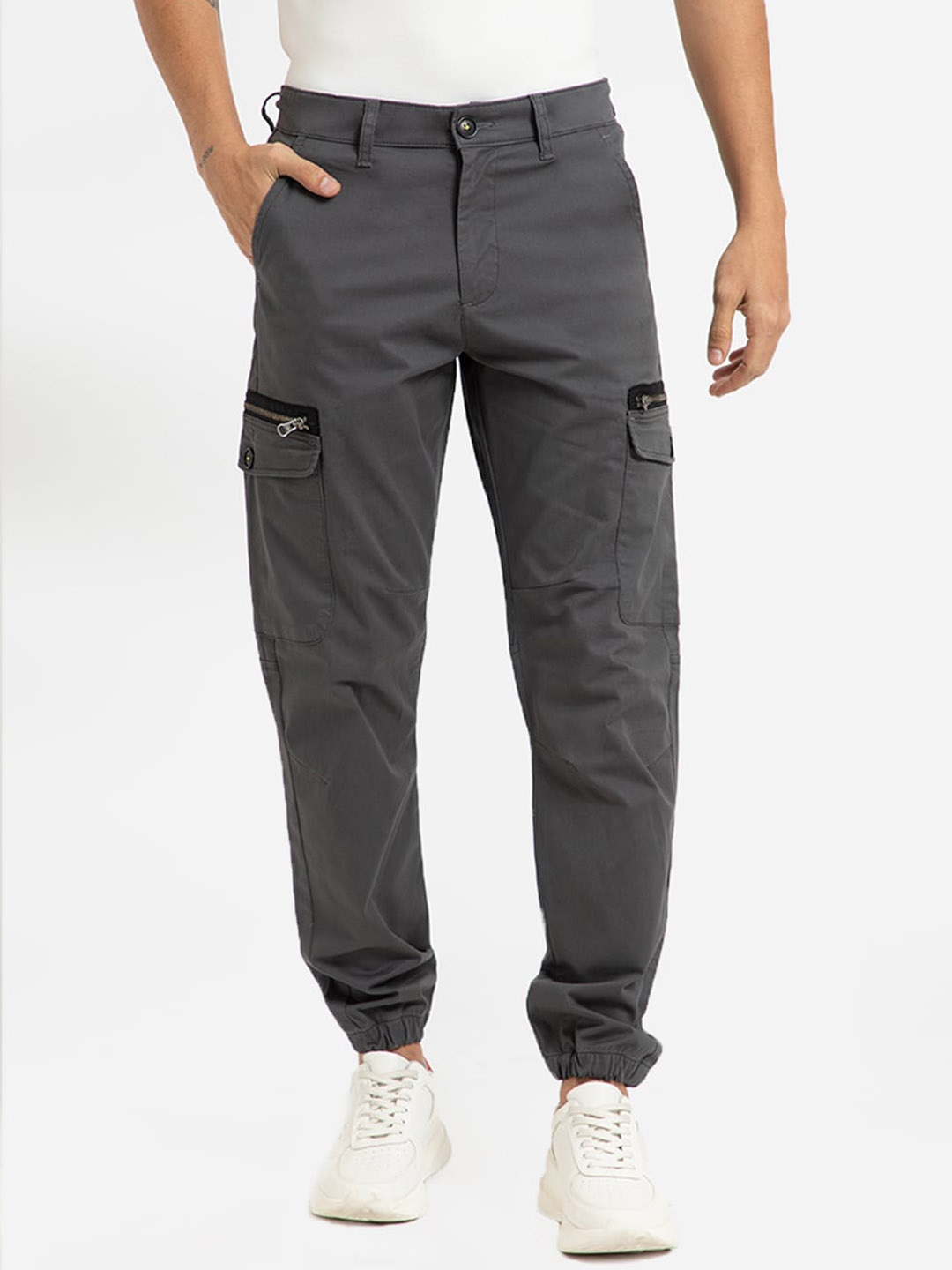 

Banana Club Men Mid-Rise Cotton Cargos, Grey