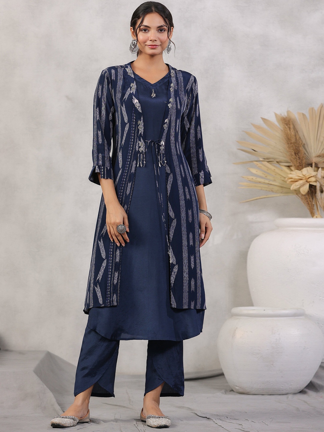 

JISORA V-Neck Kurta With Trouser & Shrug, Blue