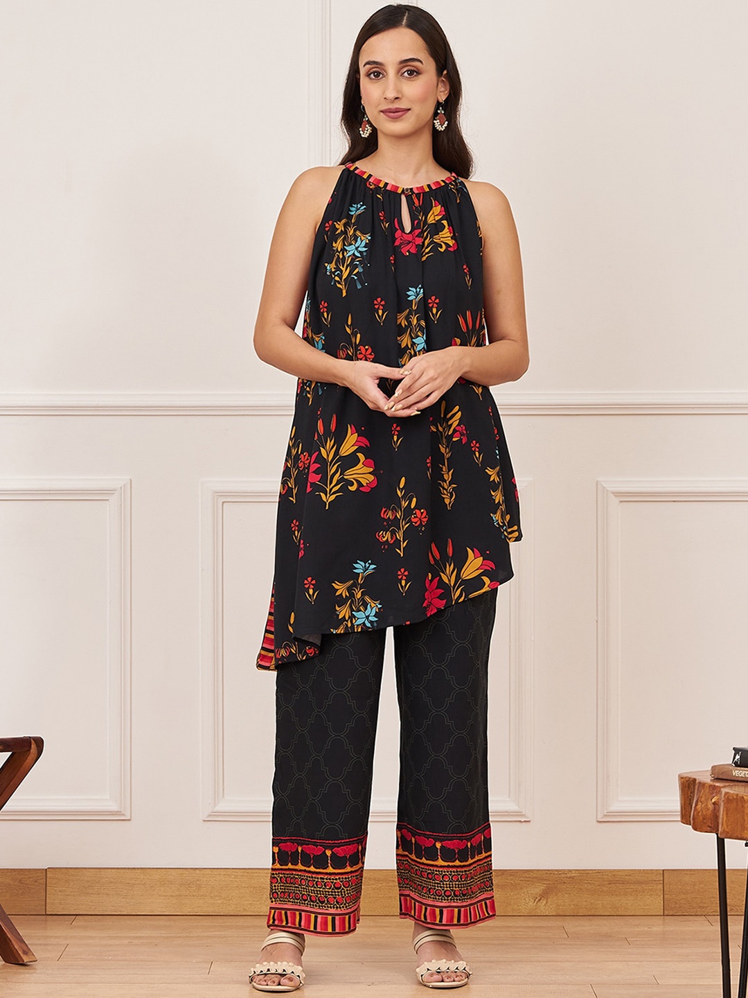 

Rustorange Printed Halter Neck Tunic & Palazzo, Black