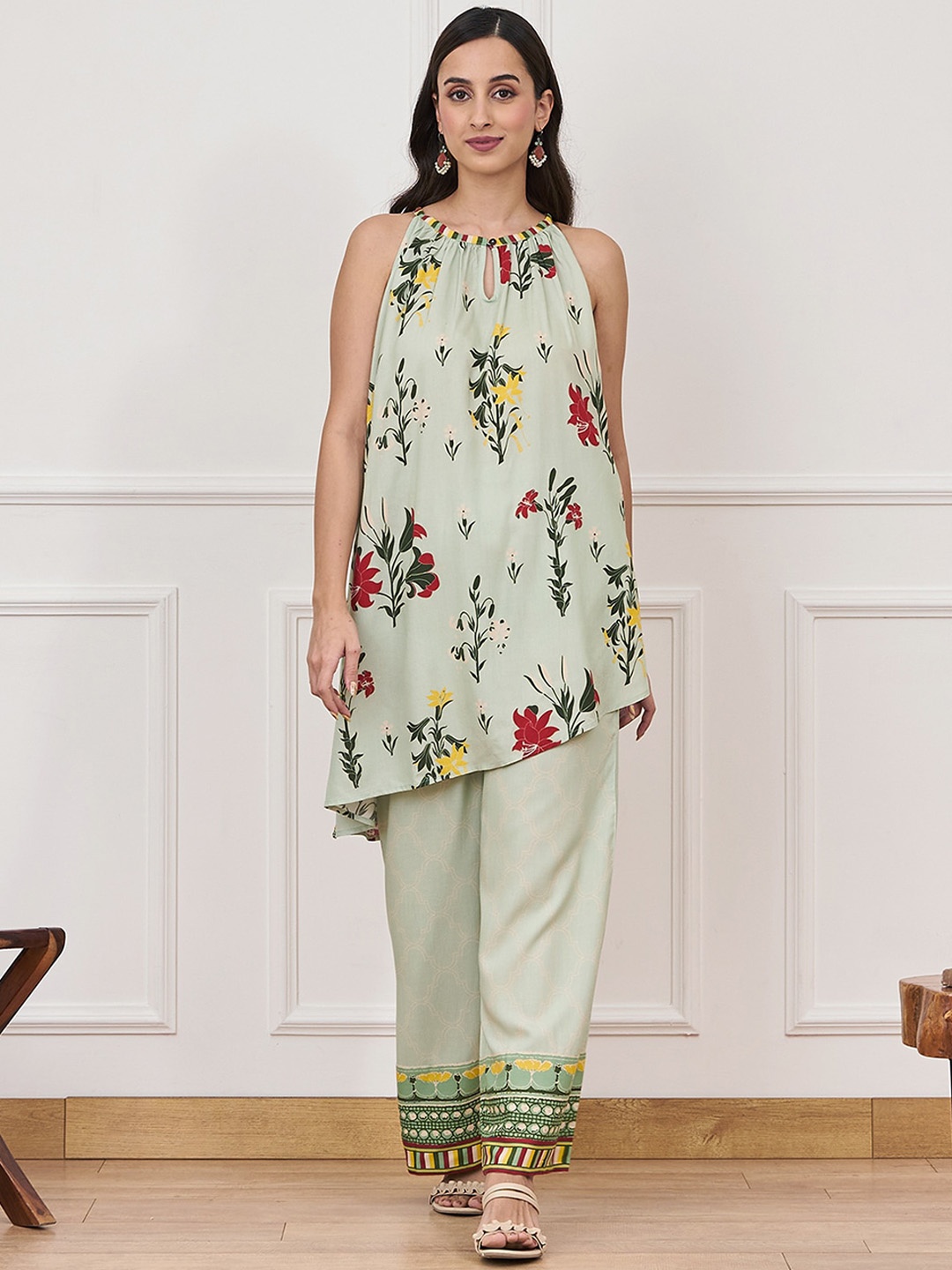 

Rustorange Printed Halter Neck Tunic & Palazzo, Green