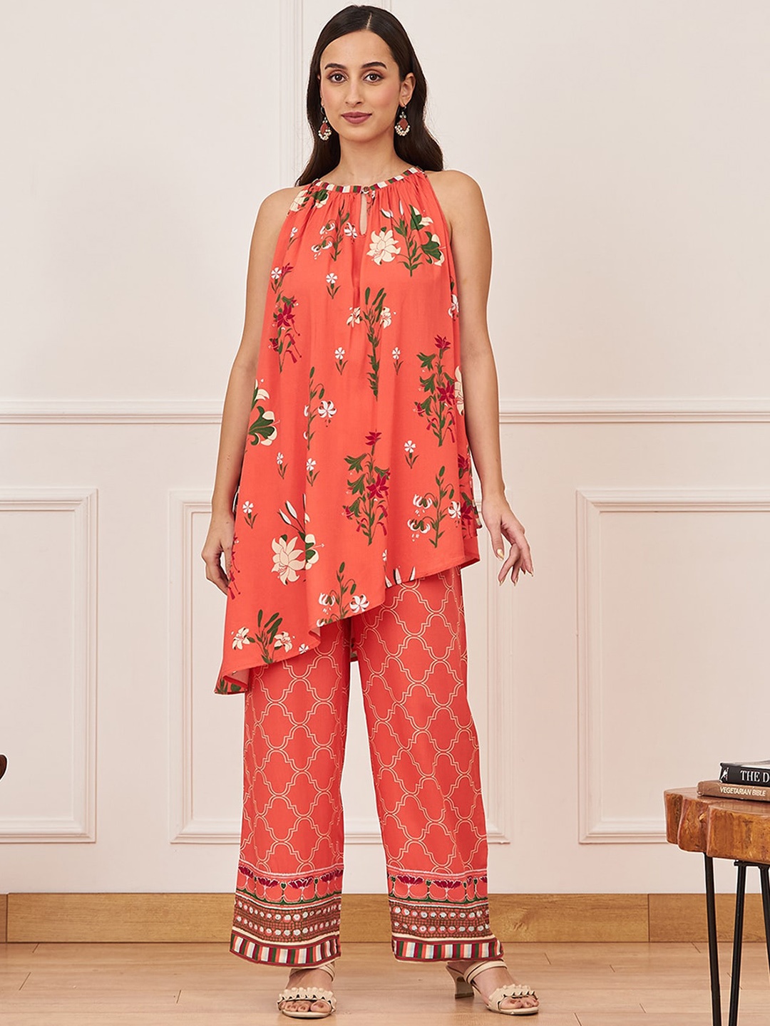 

Rustorange Printed Halter Neck Tunic & Palazzos Co-Ords, Peach