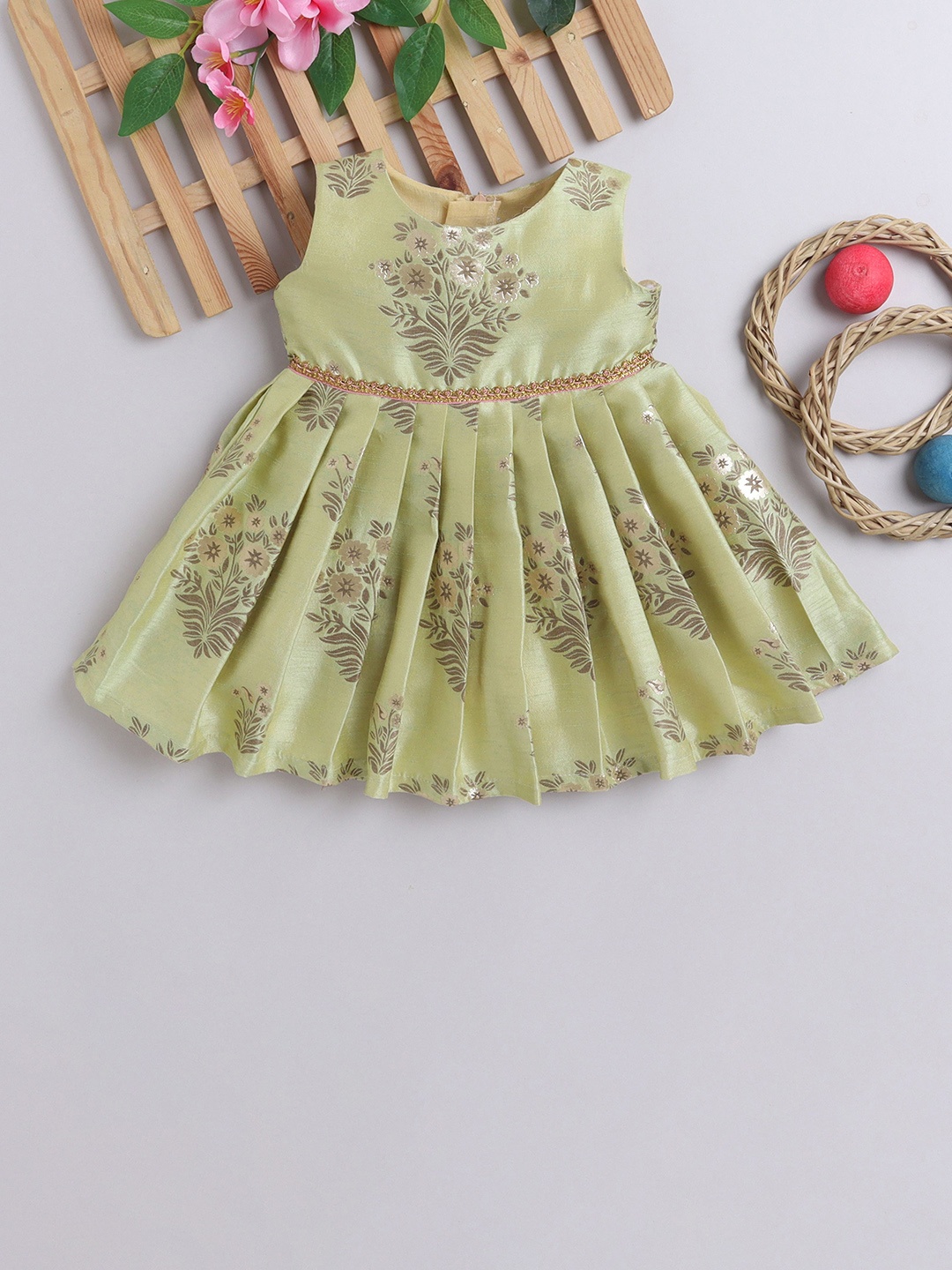 

MANY FROCKS & Girls Floral Printed Embellished Fit & Flare Dress, Green