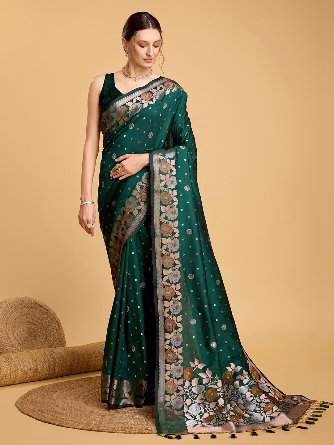 

Mitera Ethnic Motifs Woven Design Banarasi Saree, Green