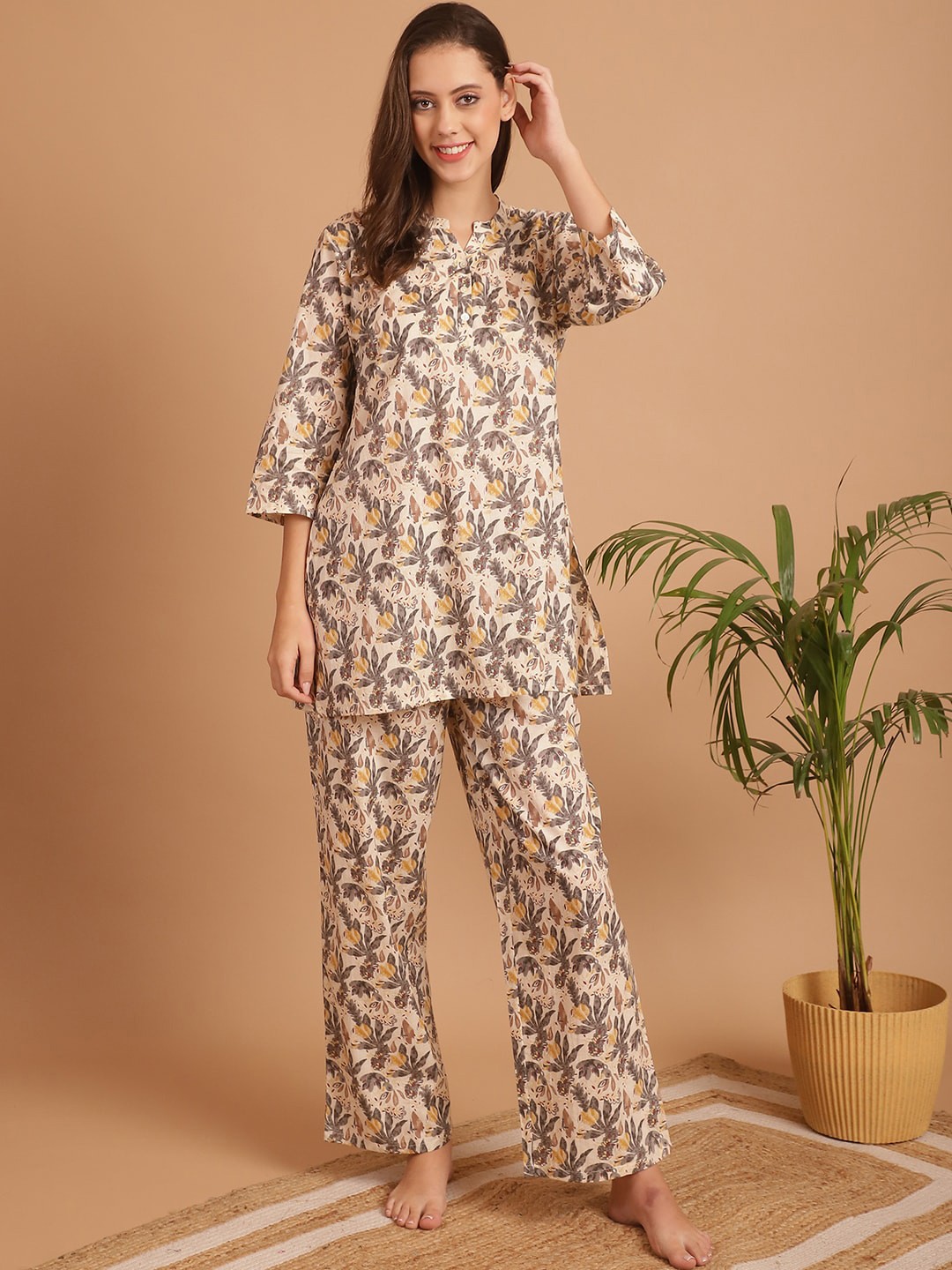 

Indreams Floral Printed Pure Cotton Night Suit, Grey