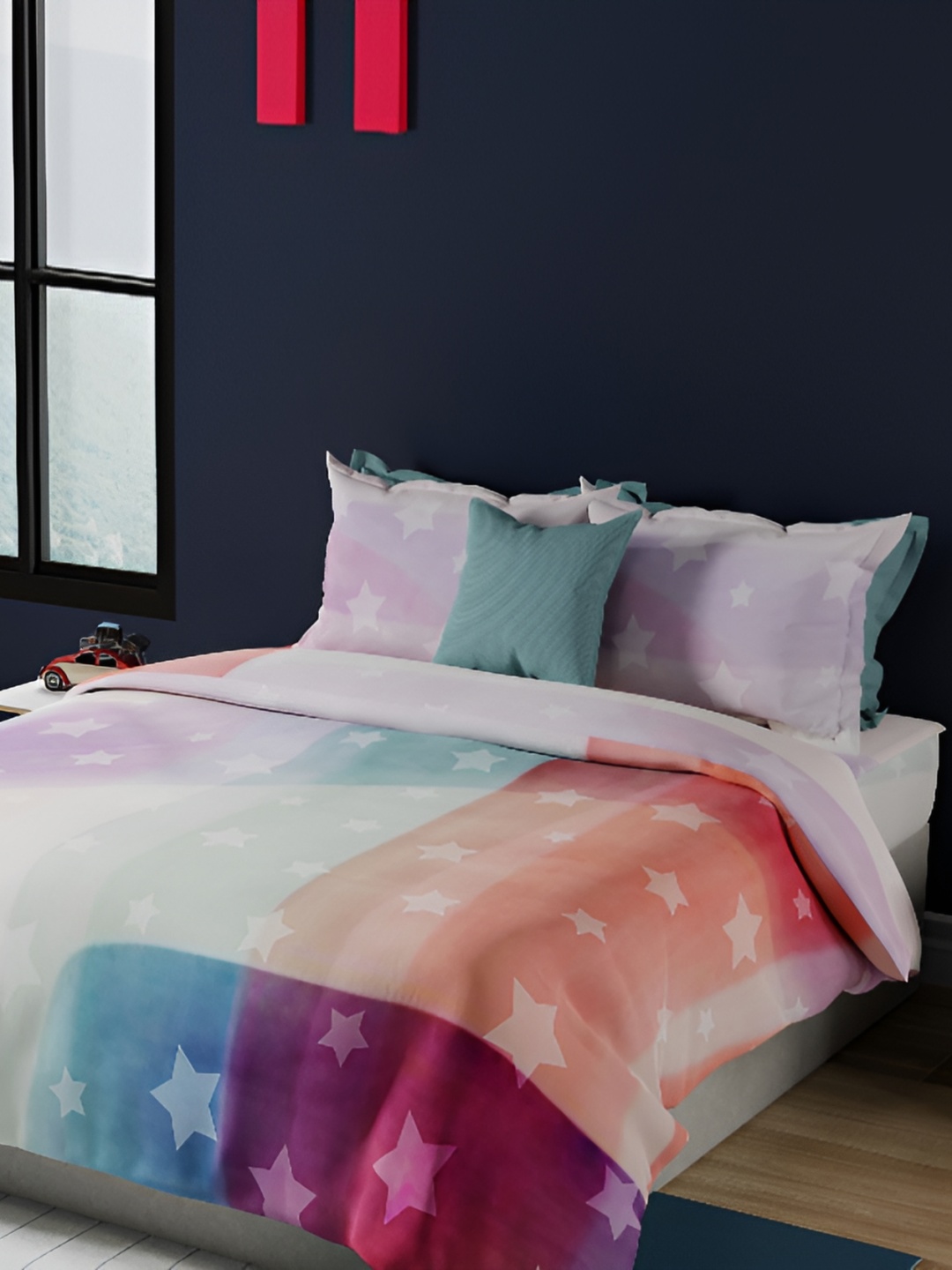 

United Colors of Benetton Peach-Coloured & Blue 210 TC King Bedsheet with 2 Pillow Covers