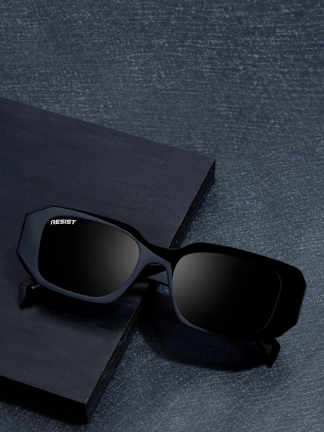 

RESIST EYEWEAR Unisex Square Sunglasses with UV Protected Lens MILANO BF BLACK