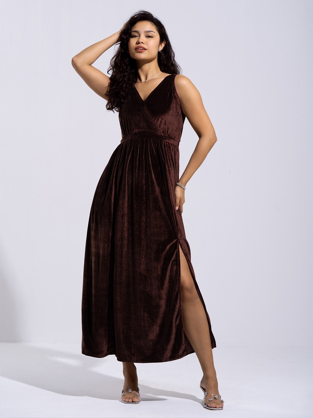 

AASK V-Neck Velvet Maxi Dress, Coffee brown