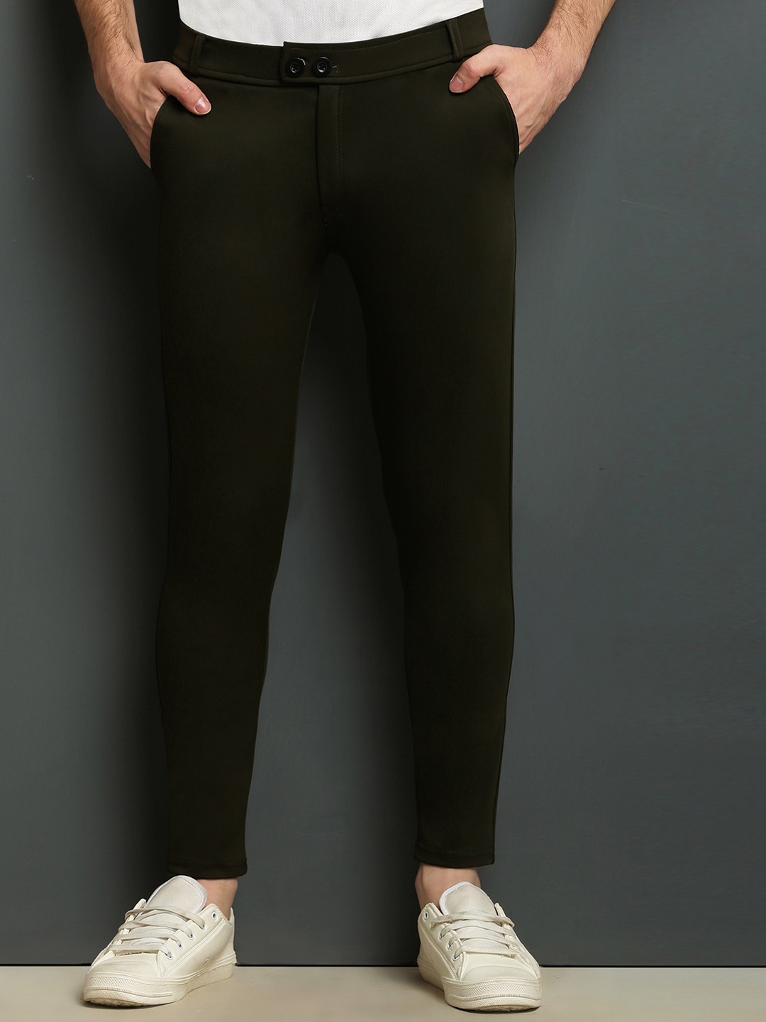 

WE PERFECT Men Relaxed Slim Fit Chinos Trousers, Green