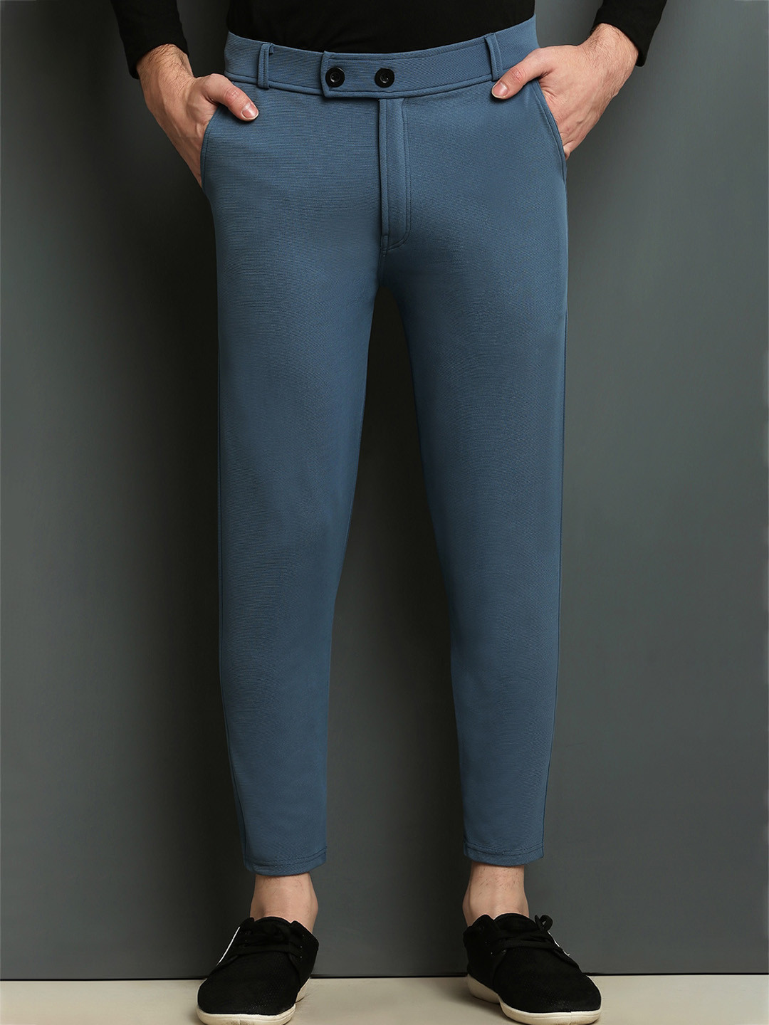 

WE PERFECT Men Relaxed Slim Fit Chinos Trousers, Navy blue