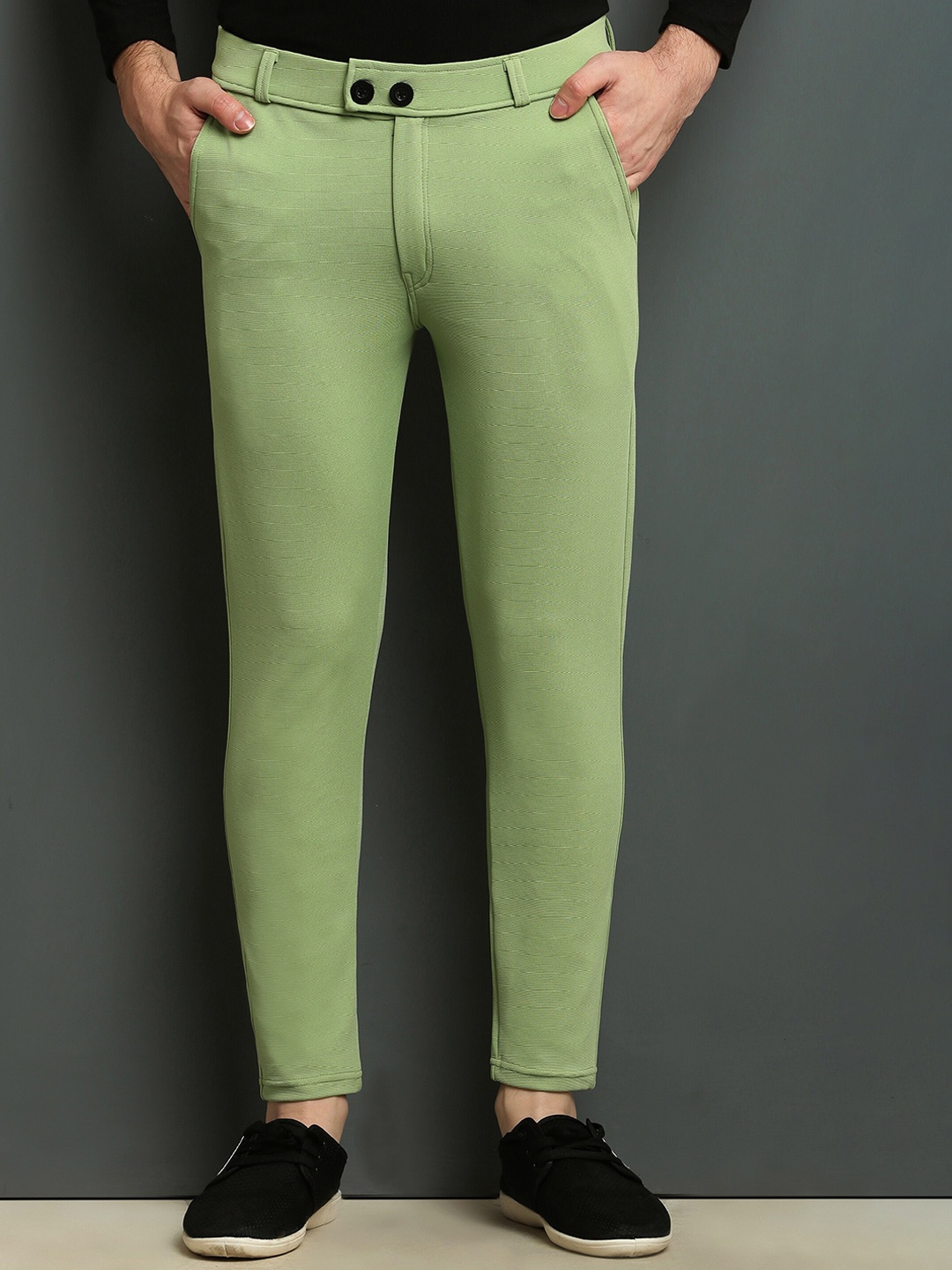 

WE PERFECT Men Relaxed Slim Fit Chinos Trousers, Green