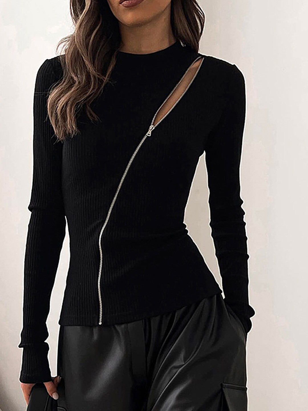 

LULU & SKY Round Neck Long Sleeves Zip Detail Top, Black