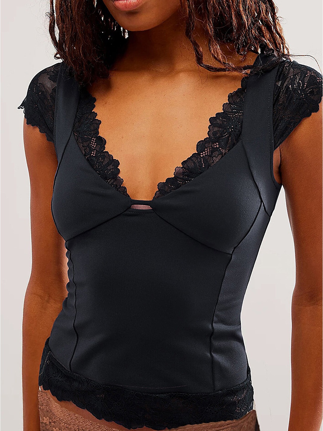 

LULU & SKY V-Neck Lace Detail Fitted Top, Black