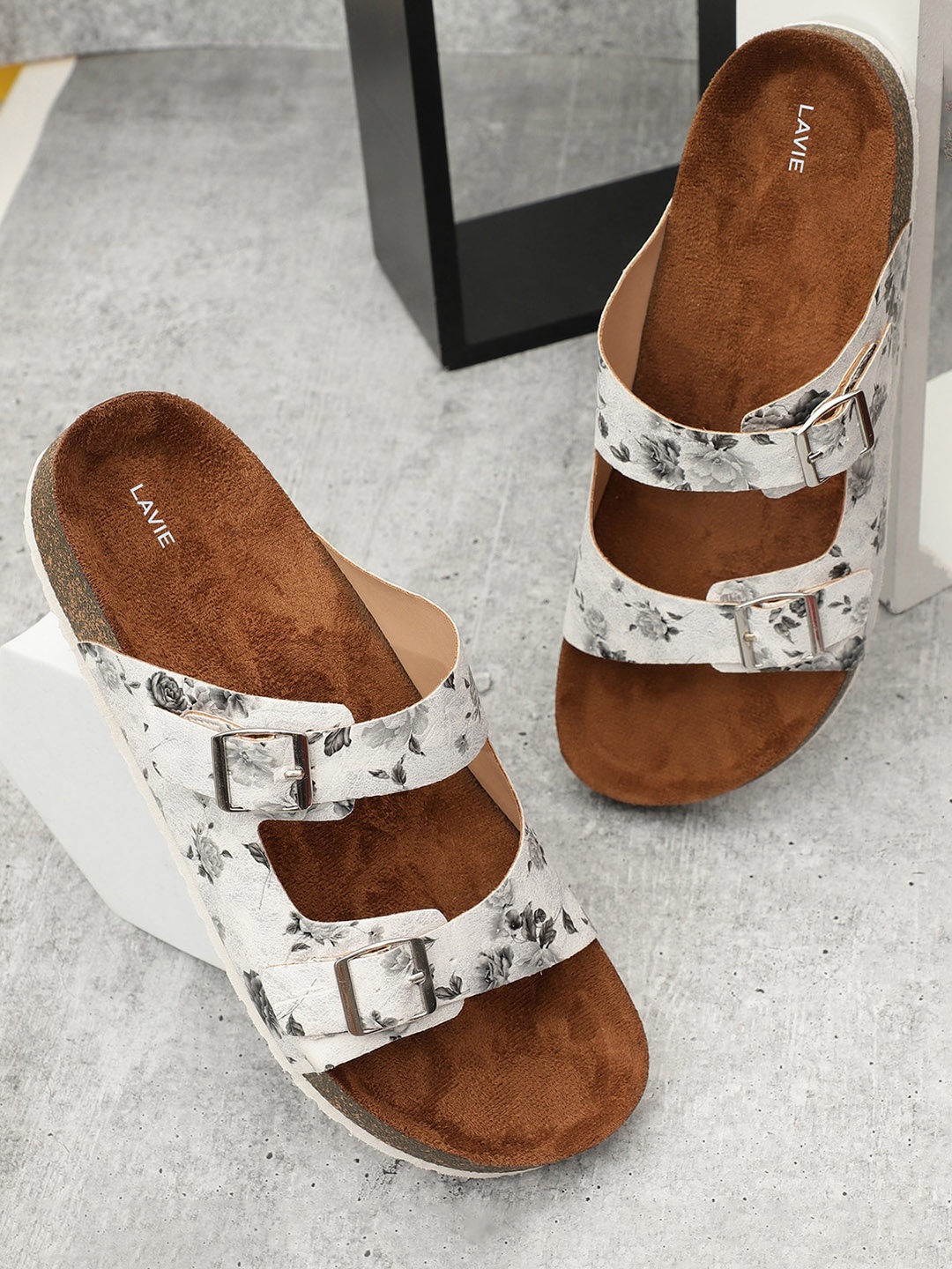 

Lavie Printed Open Toe Flats with Buckles, White
