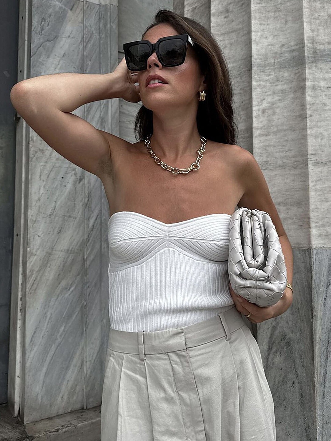 

LULU & SKY Vertical Striped Strapless Ribbed Tube Top, White