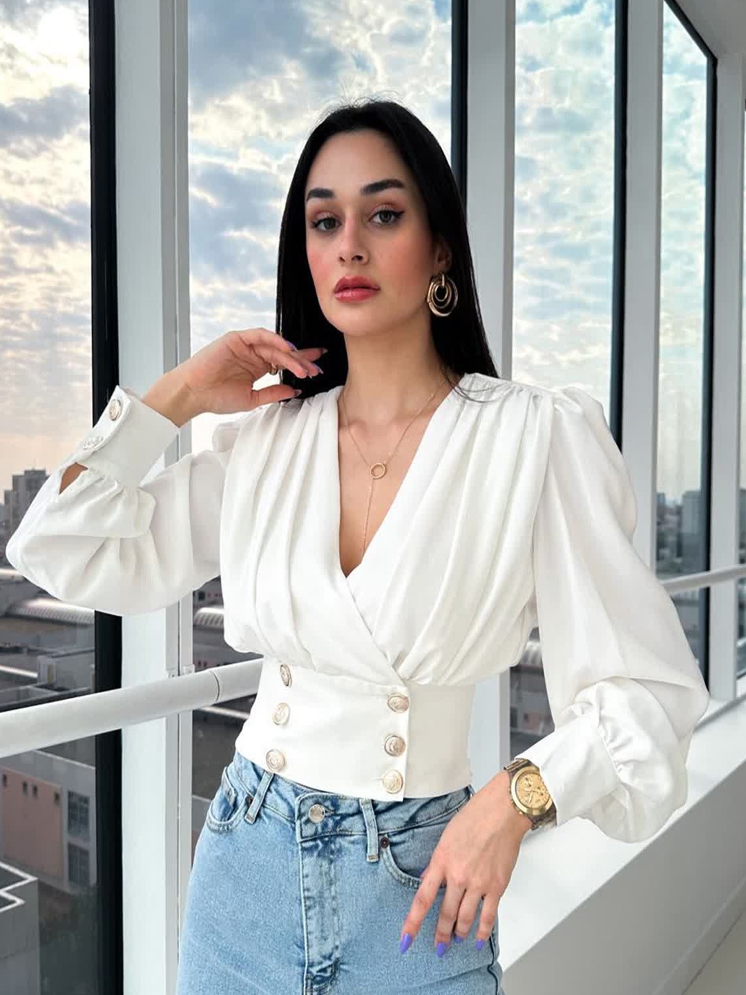 

LULU & SKY V-Neck Cuffed Sleeves Top, White