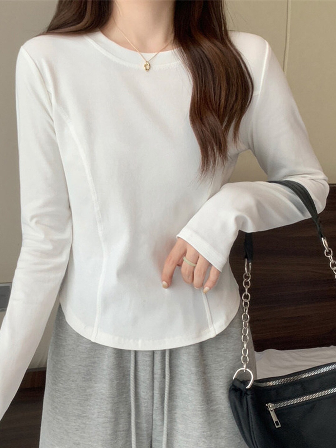 

LULU & SKY Round Neck Top, White