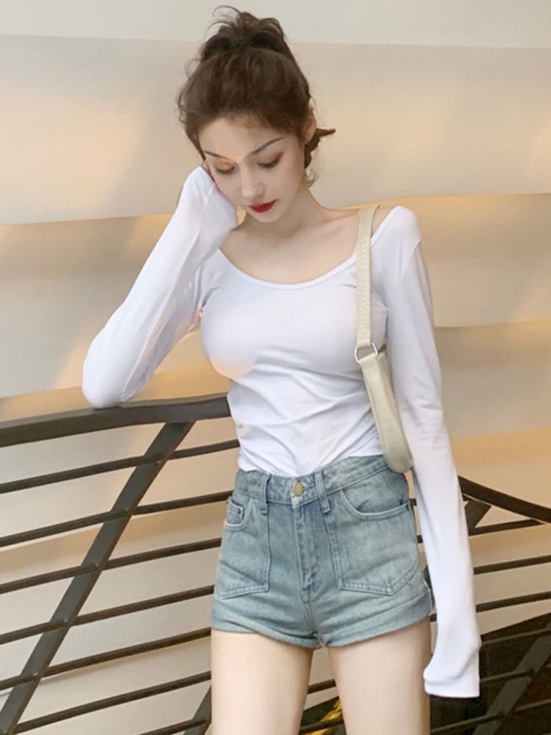 

LULU & SKY Scoop Neck Knitted Top, White