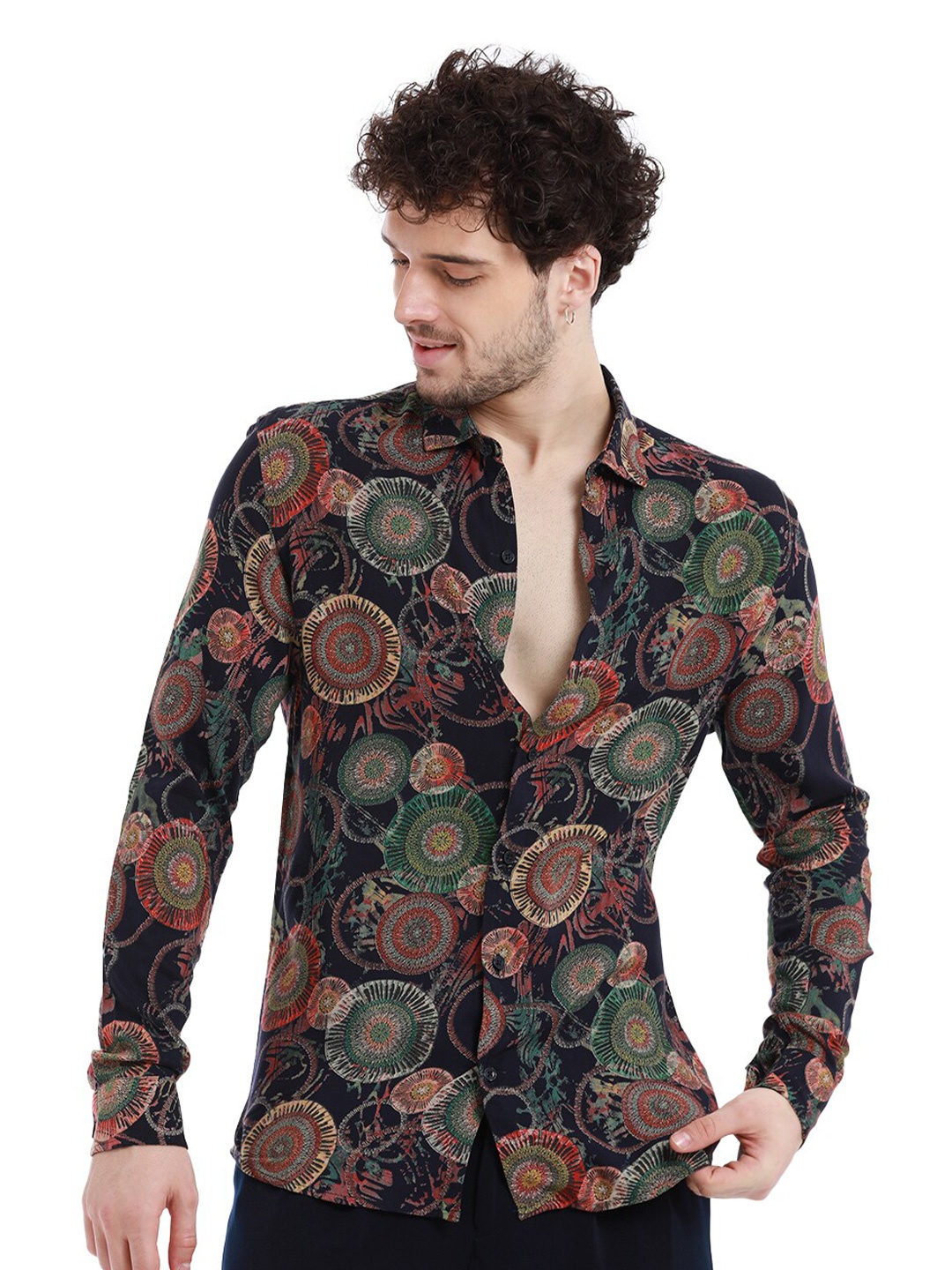 

Banana Club Geometric Printed Long Sleeves Casual Shirt, Black