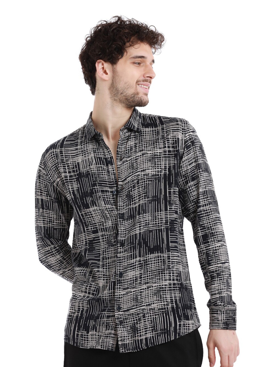 

Banana Club Geometric Printed Long Sleeves Casual Shirt, Black