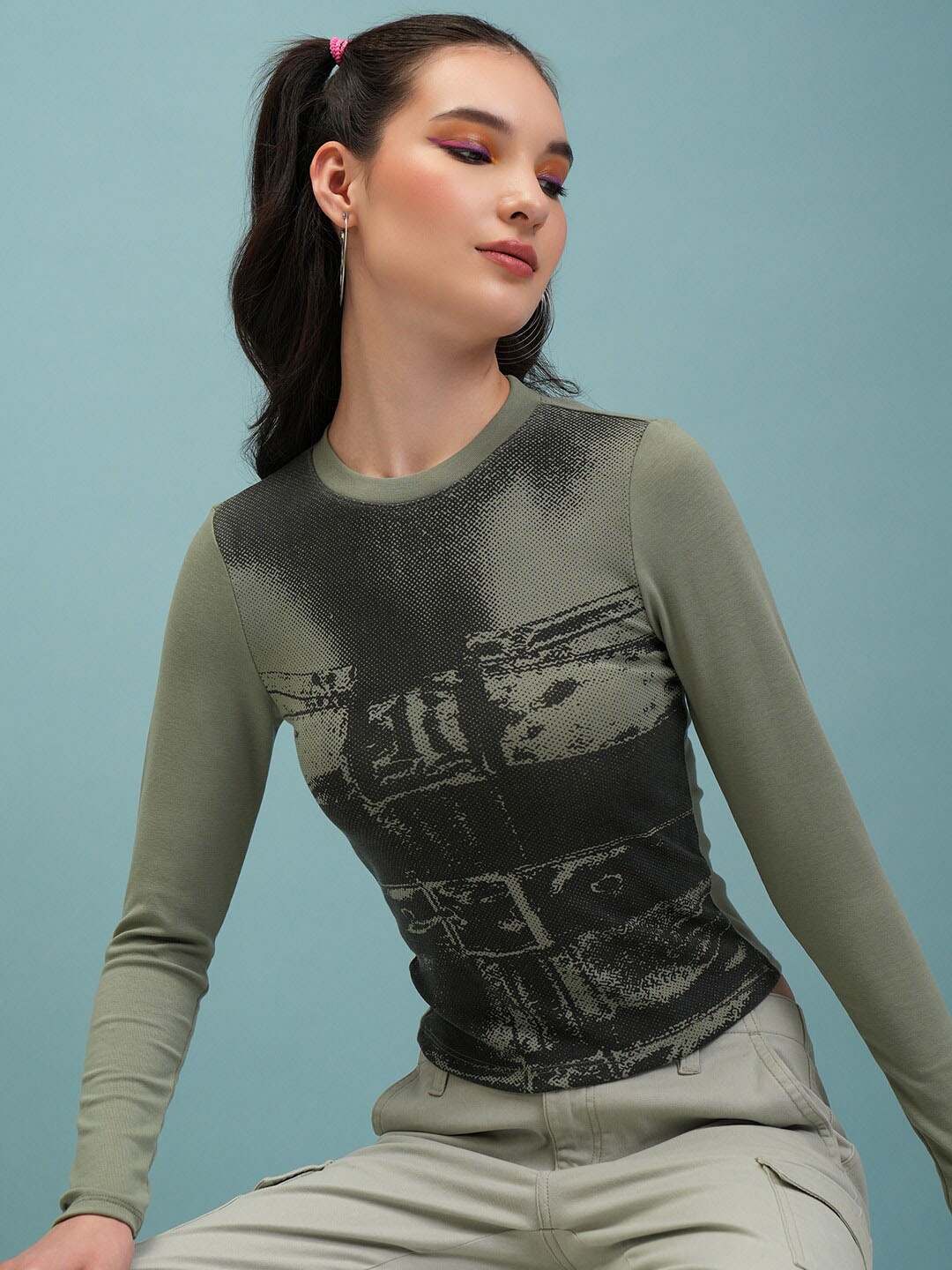 

Tokyo Talkies Abstract Printed Round Neck Long Sleeves Slim Fit T-shirt, Green