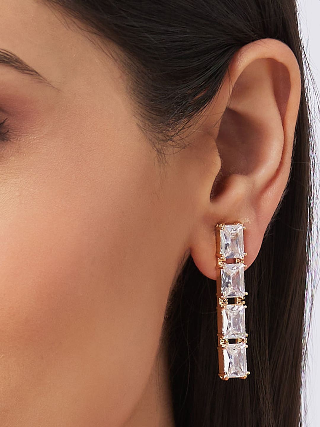 

Globus Gold-Plated Contemporary Chandelier Drop Earrings