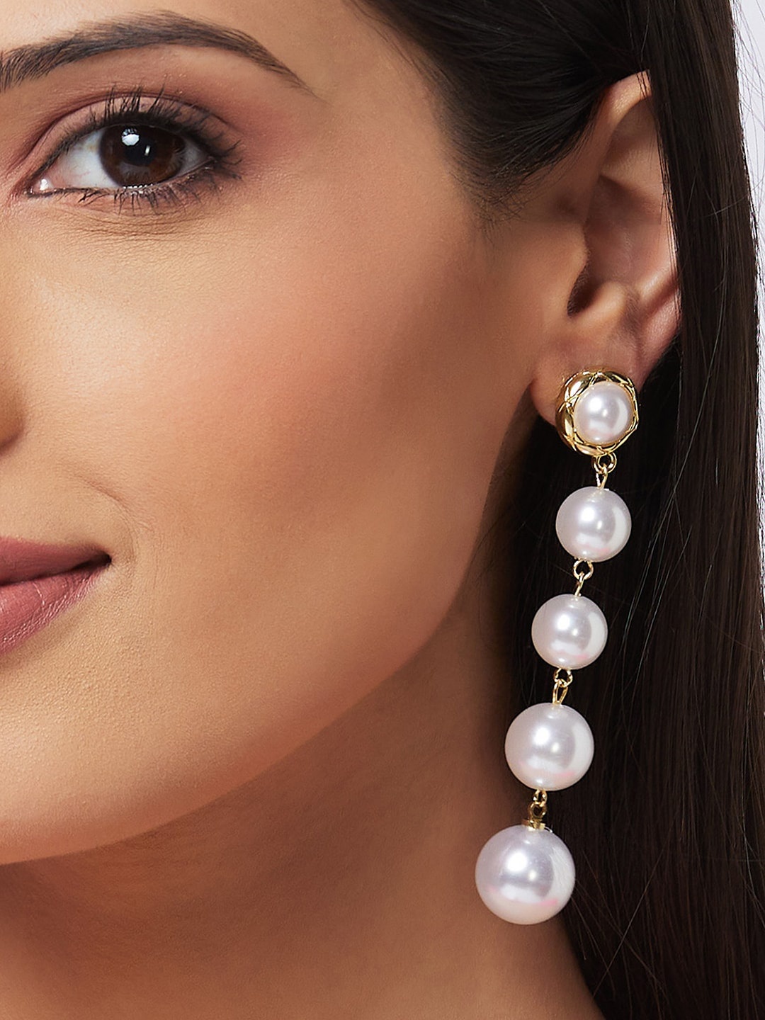 

Globus Gold Toned Artificial Beads Gold Plated Drop Earrings