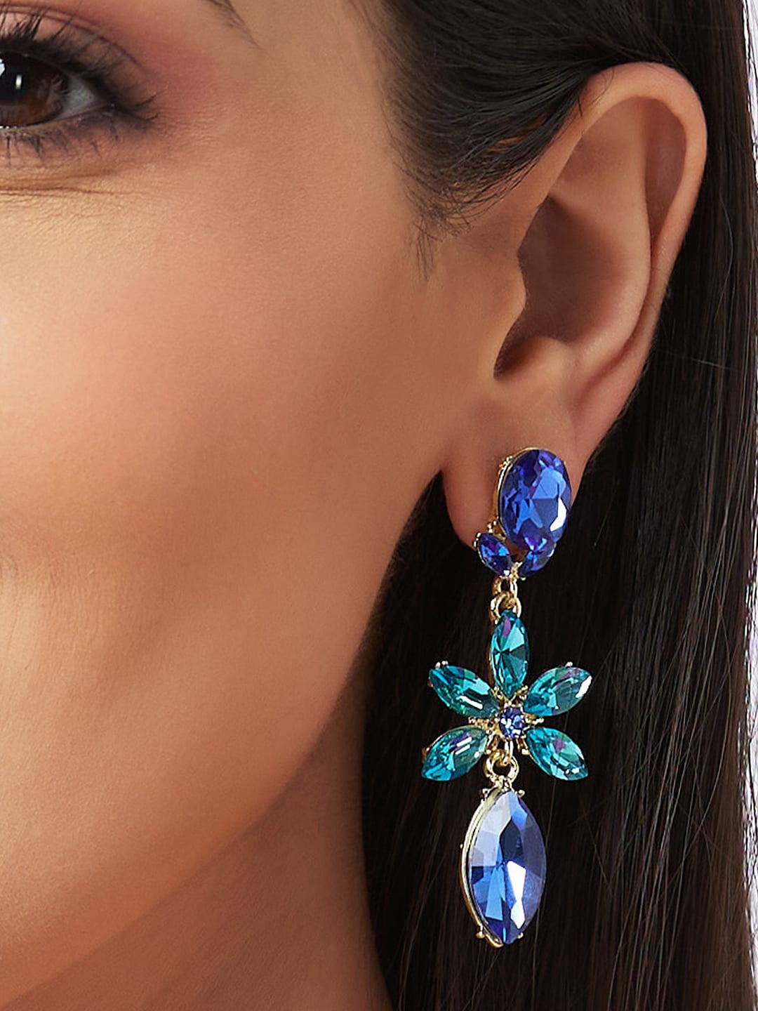 

Globus Gold-Plated Floral Drop Earrings