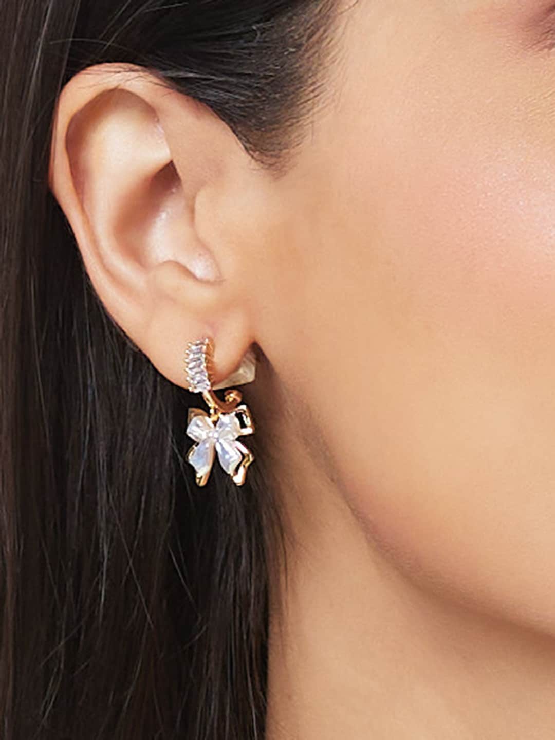 

Globus Gold-Toned & White Gold-Plated Stones Studded Contemporary Drop Earrings