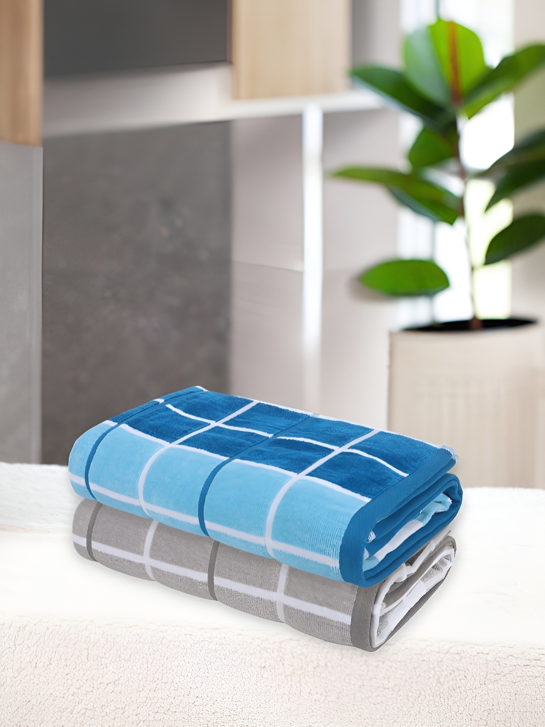 

eurospa Grey & Blue 2 Pieces Checked 550 GSM Cotton Anti Bacterial Towel Set