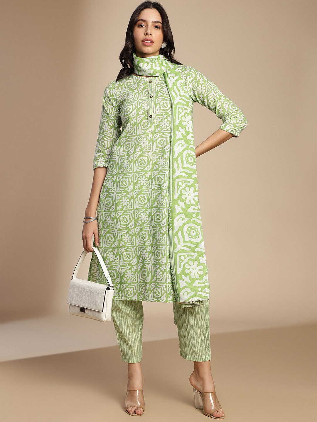 

HRITIKA Ethnic Motifs Printed Regular Kurta with Trousers & Dupatta, Green