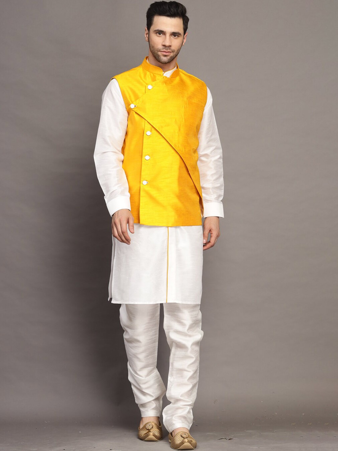 

Utsav Fashion Mandarin Collar Long Sleeves Straight Kurta with Churidar & Jacket, White